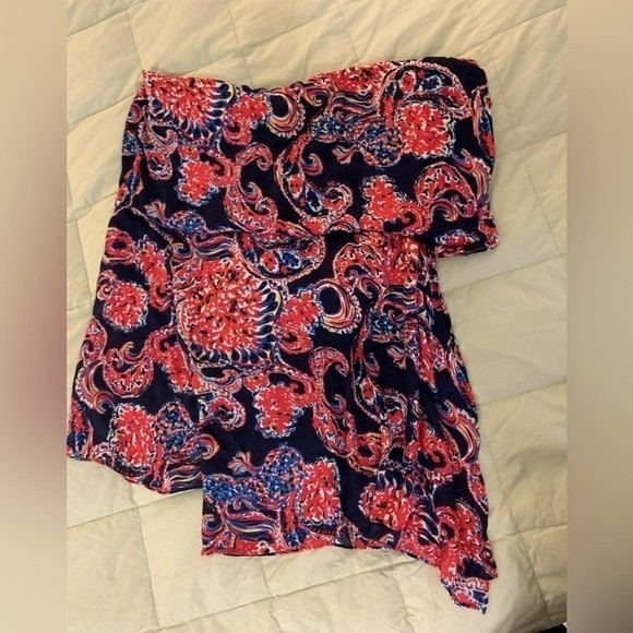 Lilly Pulitzer oversized wrap shawl scarf in navy and pink Resort collec… - Picture 1 of 5